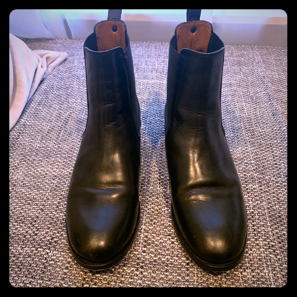 Frye Chelsea boots black size 11